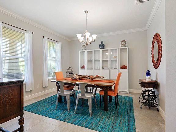 Open & Airy Plan