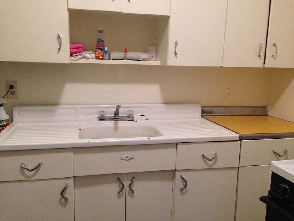 2nd image of 1503 Shaw St