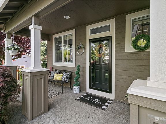 5th image of 1708 34th Street SE