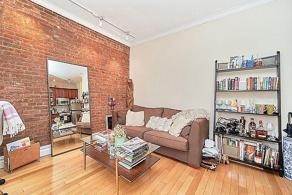 1st image of 29 1/2 Morton St APT 2A