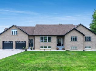 833 Talbot Rd, Leamington, ON N0P 2P0