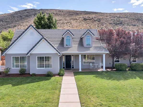 335 S Ash Creek Dr, Toquerville, UT 84774