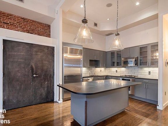 3rd image of 60 E 13th St APT 2W