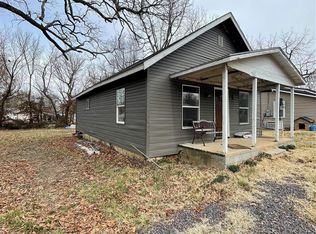 541 Miller St, Lebanon, MO 65536
