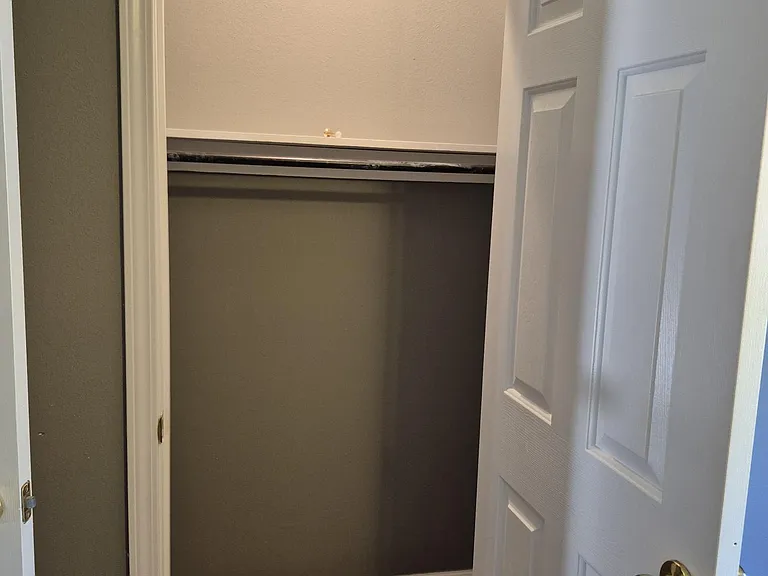 712 Michael Dr — Photo 26