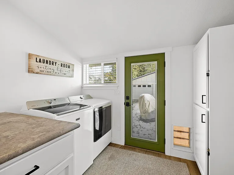 828 N 6th St — Photo 8