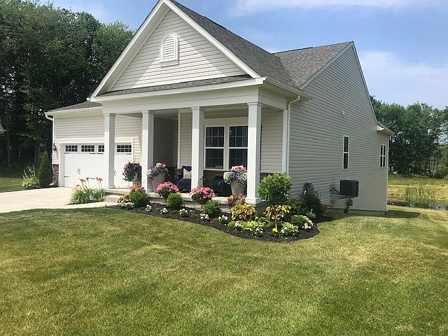 1st image of 8701 Summer Wind Ln