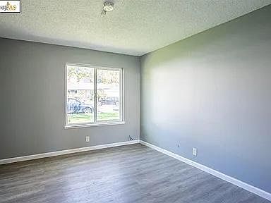 5th image of 17 El Capitan Ln