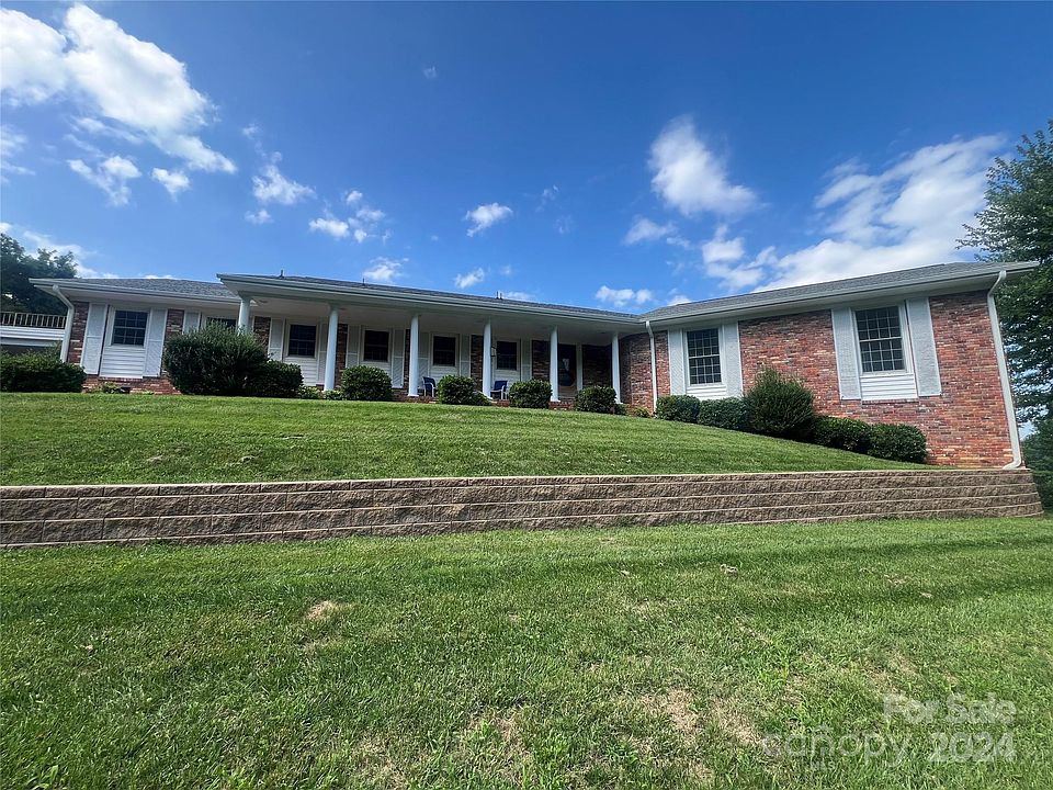 1st image of 723 Old Orchard Dr