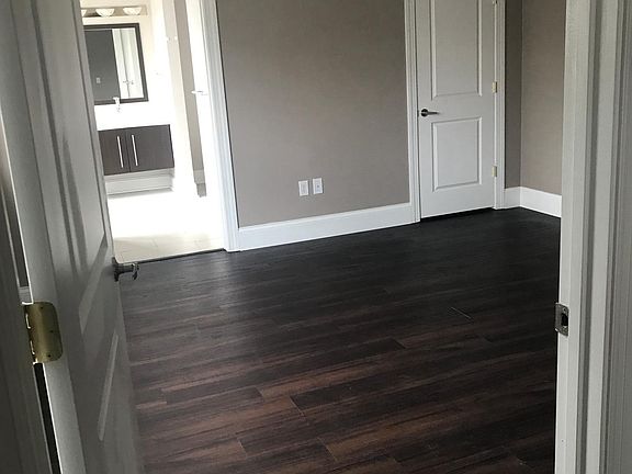 Bedroom / Bath