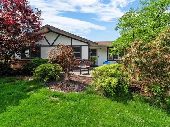 35 Galati Ln, Canonsburg, PA 15317