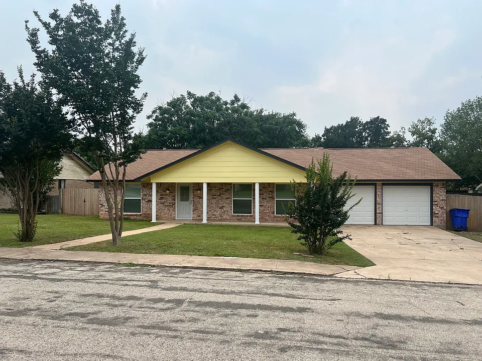 2501 Orleans Dr
