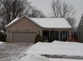 8106 Kenilworth Ave, Parma, OH