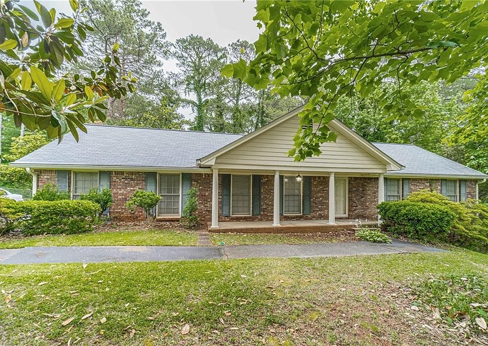 1306 Lake Lucerne Rd, Lilburn, GA 30047 Zillow