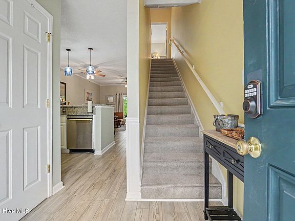 4th image of 130 Scotch Broom Drive # H-103