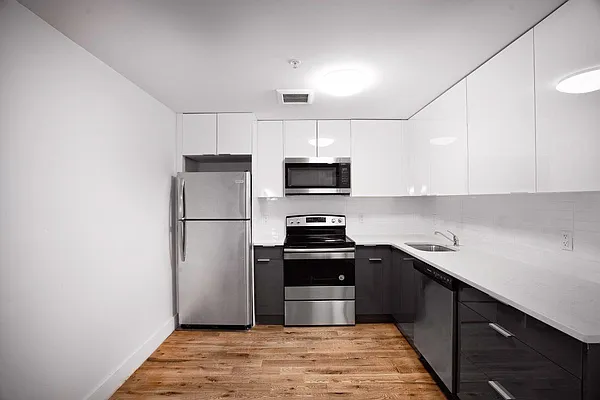 Rented by Bold New York | media 5