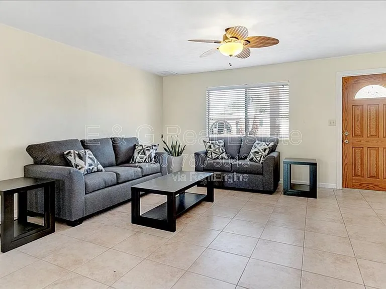 8226 E Plaza Ave — Photo 5