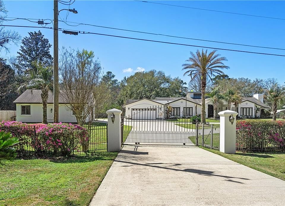 1st image of 17239 Three Rivers Rd