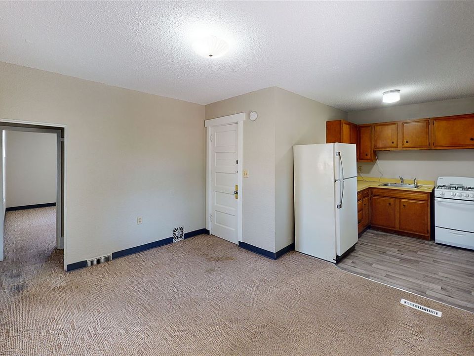 120-EAvenue-B-4-Unfurnished (1)