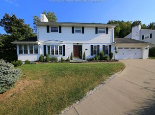 1402 Sweetbrier Rd, Charleston, WV 25314