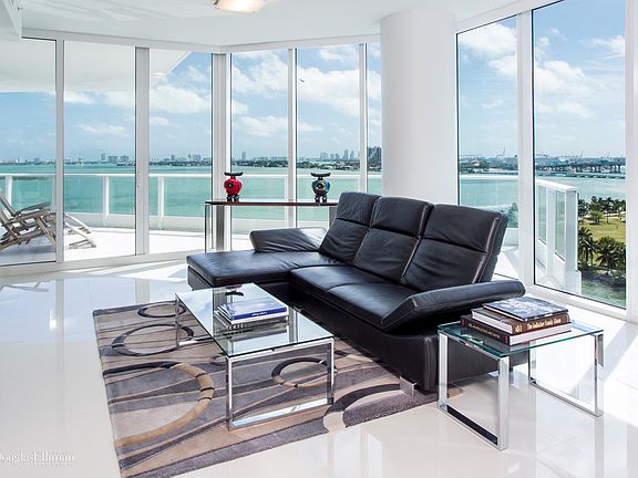 2nd image of 2020 N Bayshore Dr APT 1202