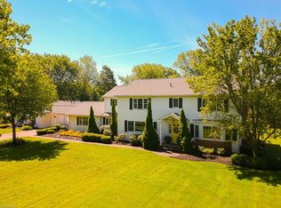 715 Overbrook Rd, Elyria, OH 44035