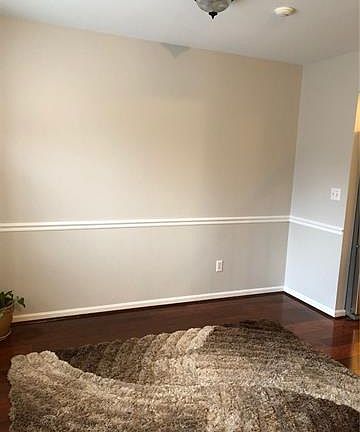 4th image of 2063 Lone Wolf Ln