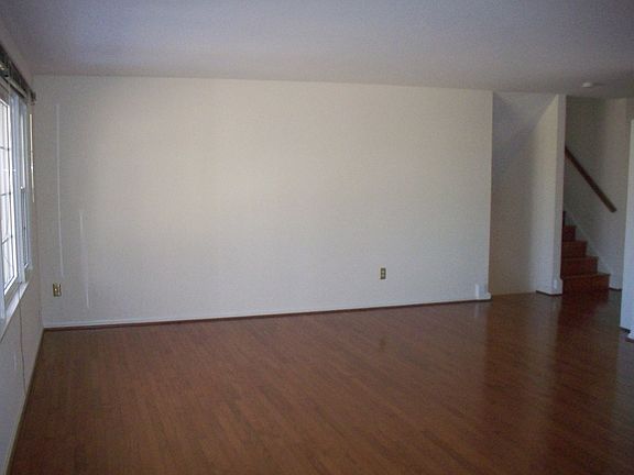 3rd image of 5011 Pylers Mill Ct