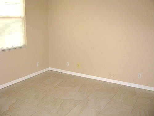 4th image of 5627 Sunberry Cir