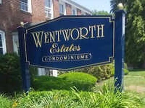 49 Colony Rd Unit 49, West Springfield, MA 01089