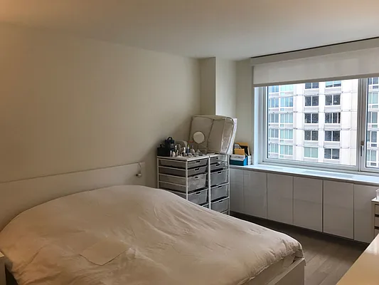 Rented by NY NY Condo, Inc | media 31