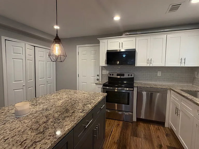 442 Sycamore Dr #442 — Photo 11