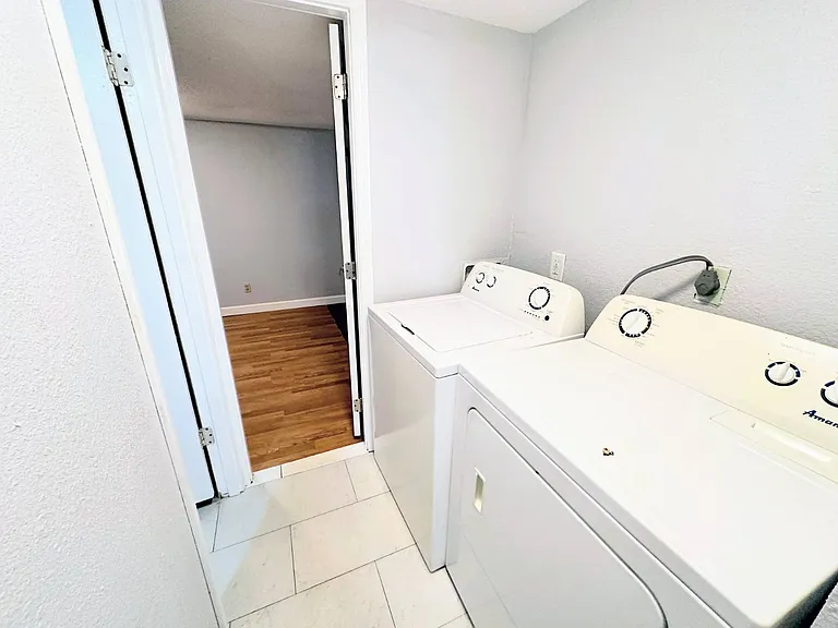 4710 Alhambra Ave — Photo 14