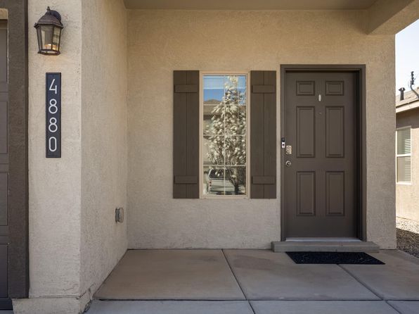 4880 Blackburn Rd NE, Rio Rancho, NM 87144