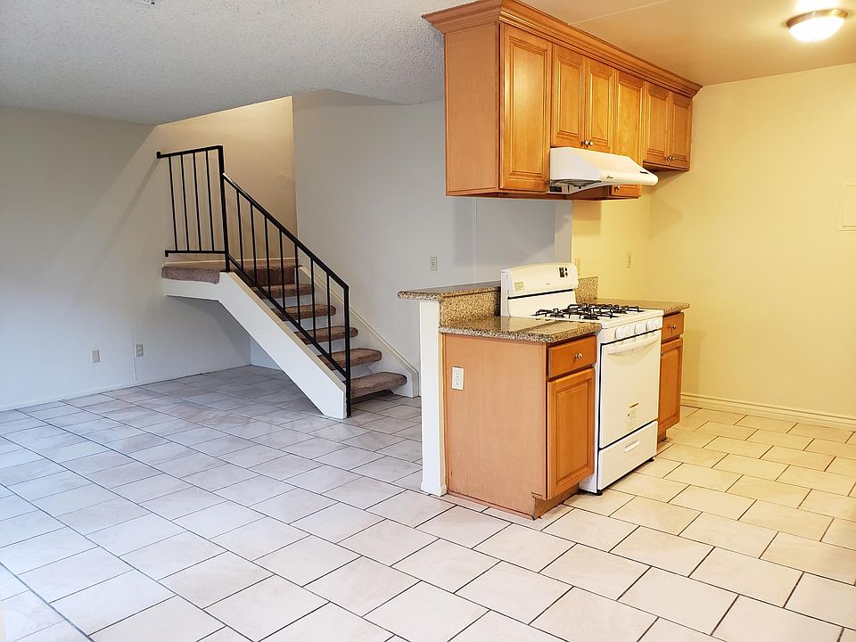 Dining area to Kitchen and Living Room