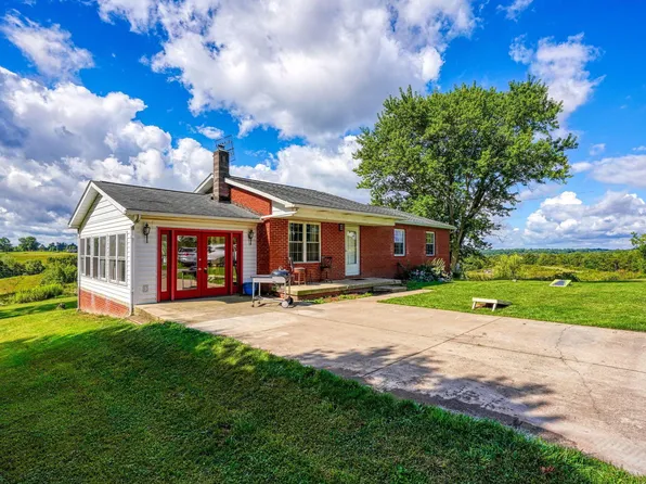 27837 Locust Grove Rd, Mc Arthur, OH 45651