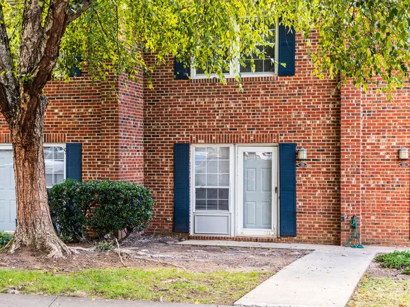 129 Coleridge Ct, Carrboro, NC 27510