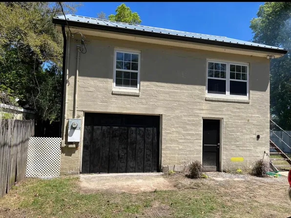 510 Fitzgerald St #B, Pensacola, FL 32505