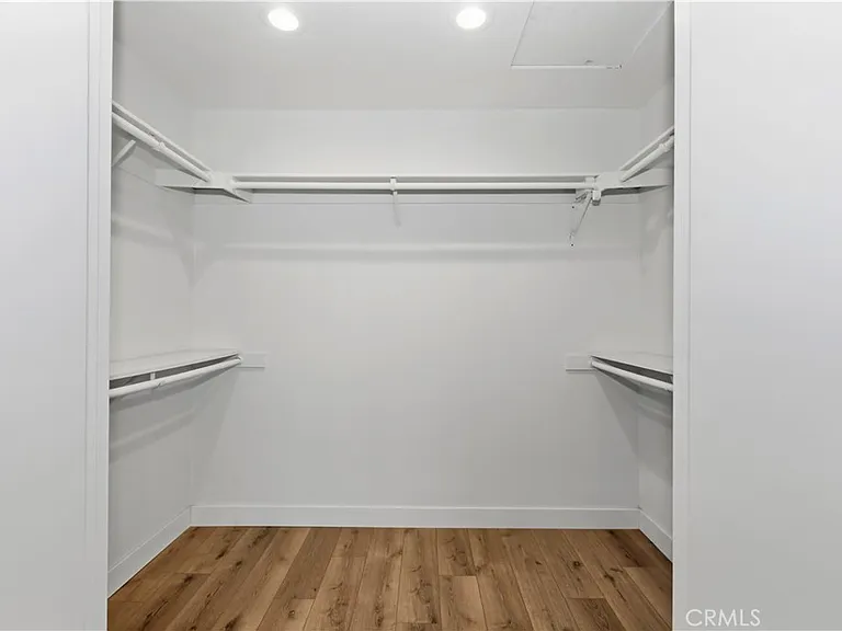 11471 Hollyvale Ave — Photo 23