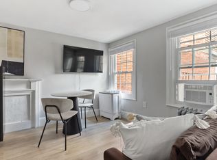 12 Derne St #201, Boston, MA 02114