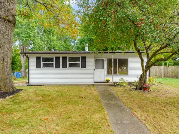 2422 Cimarron Dr, Kalamazoo, MI 49004