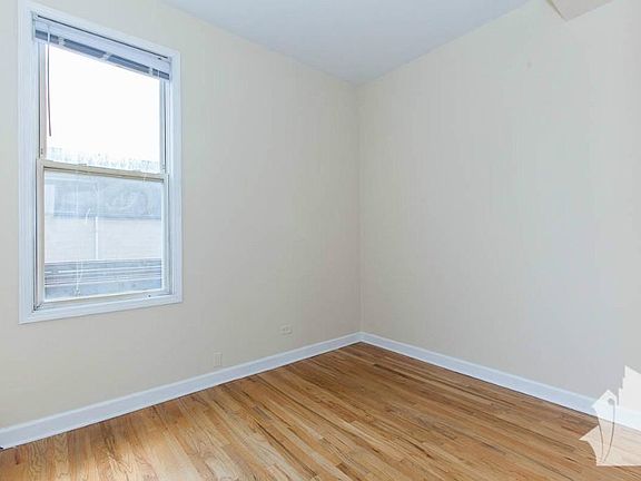 5th image of 3419 N Janssen Ave #2R
