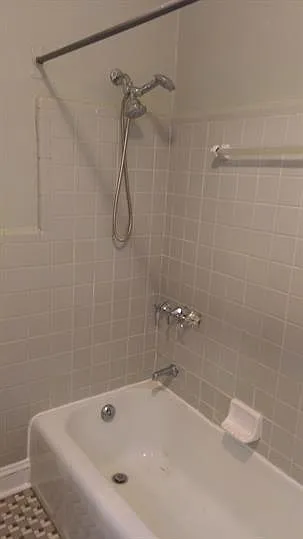 6007 Waterman Blvd — Photo 14