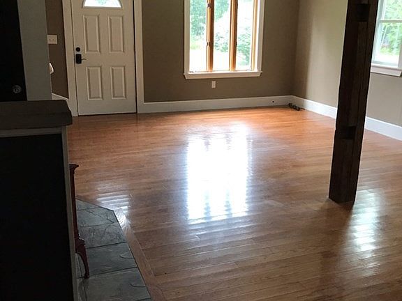 3rd image of 10 Rodman Ave #10
