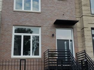 518 E Bowen Ave, Chicago, IL 60653