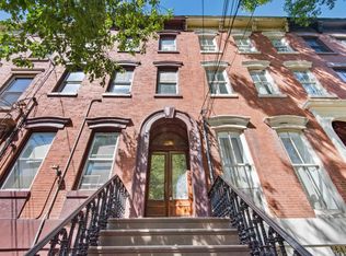 128 Wayne St, Jersey City, NJ 07302
