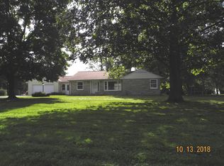 815 E Union St, Earlville, IL 60518