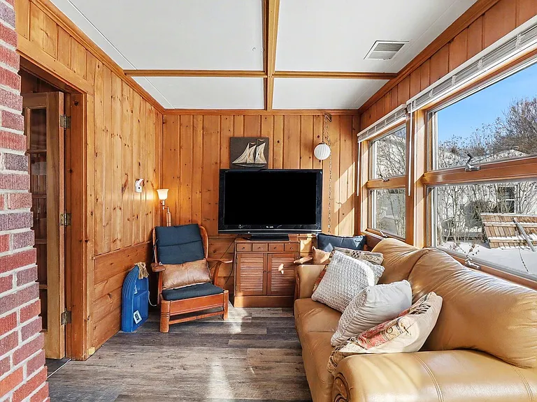 11637 Algonquin Dr — Photo 14