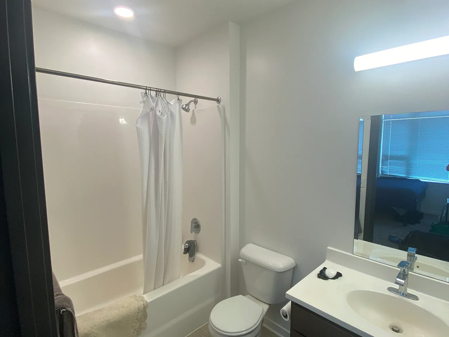 5 bed, $799 — Photo 3
