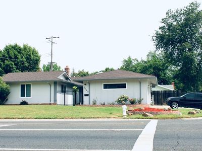9147 La Riviera Dr, Sacramento, CA, 95826